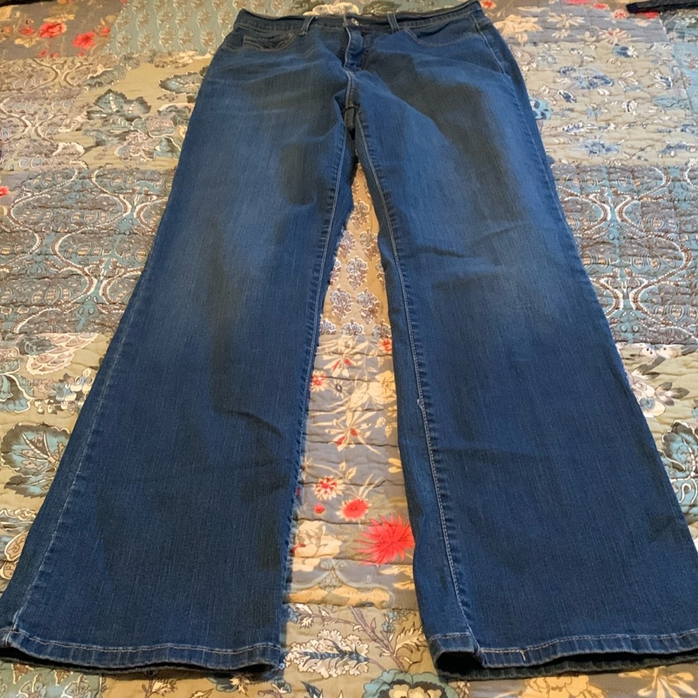 Levi's 512 Perfectly Slimming bootcut denim jeans